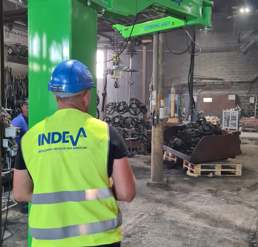 Mostna dvigala - Industrijska oprema